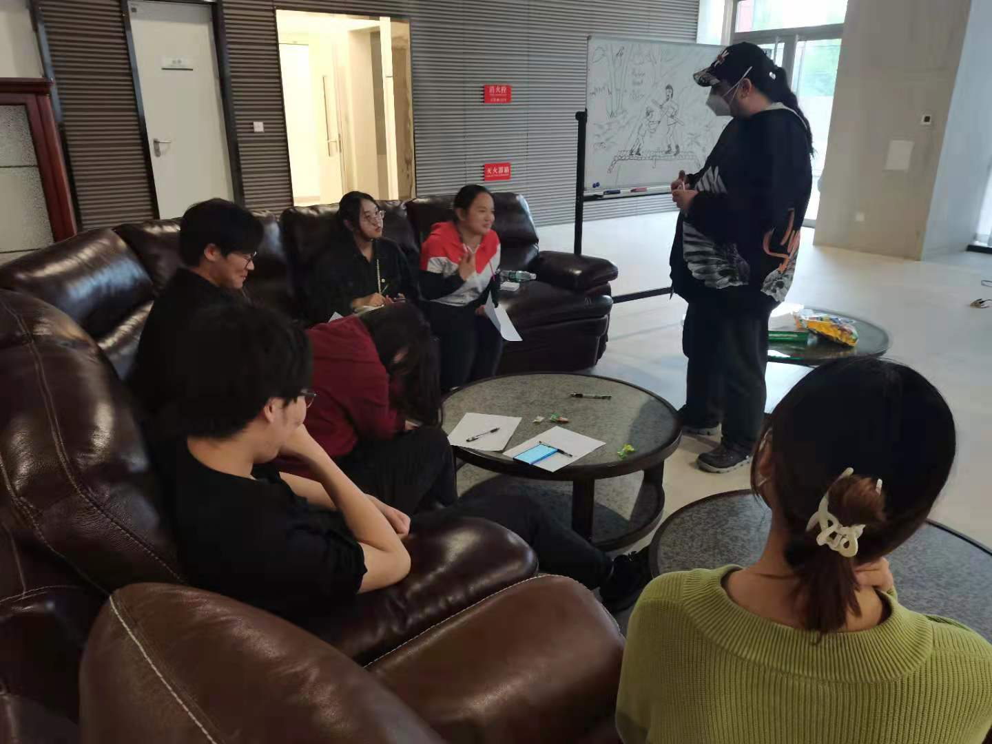 1619488752475575.jpg 4.jpg