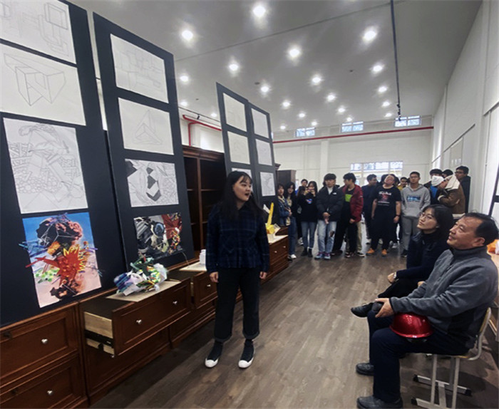 1585547320336450.jpg 李思仪建筑美术结题汇报.jpg