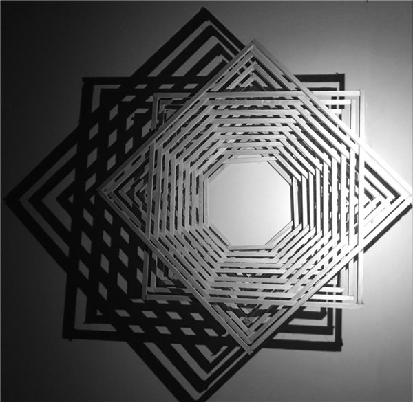 1594608286123174.jpg 李田田同学作品《方圆》2.jpg