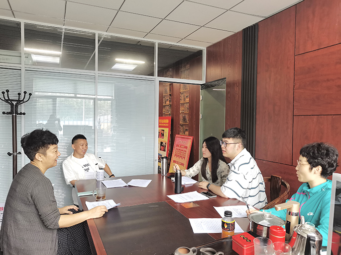 1657177835806264.jpg 图3:吐列毛杜嘎查社工站筹建工作会.jpg