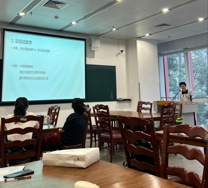 1751870573487087.jpg 4、芮艳芳老师.jpg