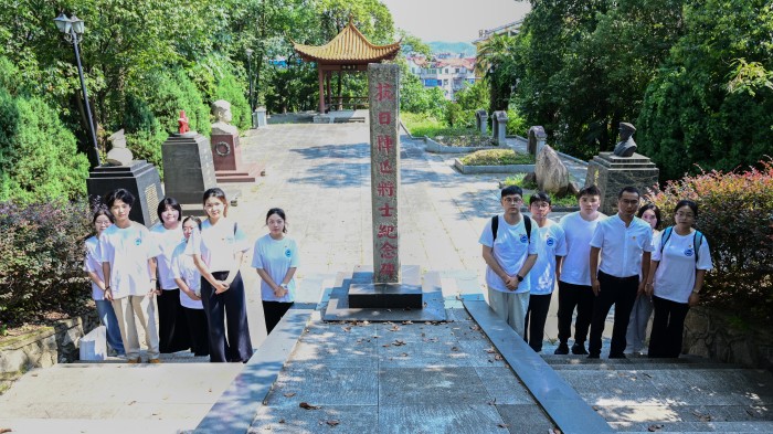 1751959387427504.jpg DSC_9996.jpg