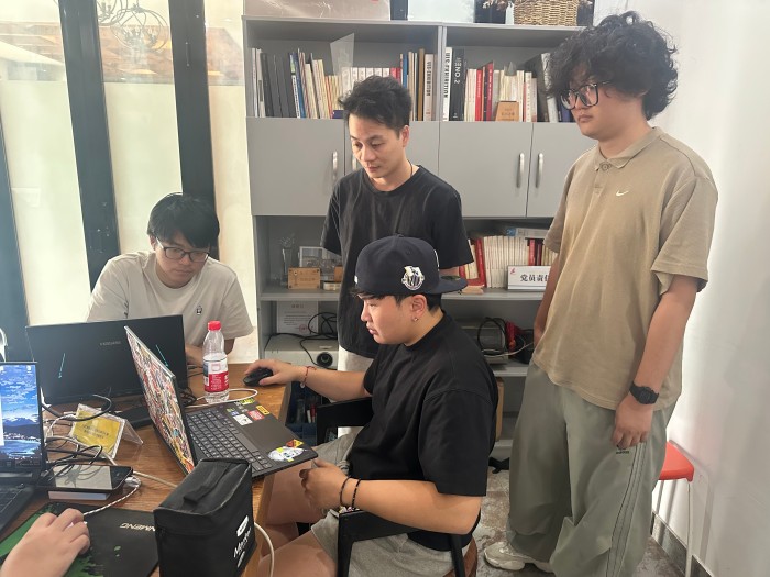 1752044897955077.jpg 图13 企业导师指导建模4.jpg