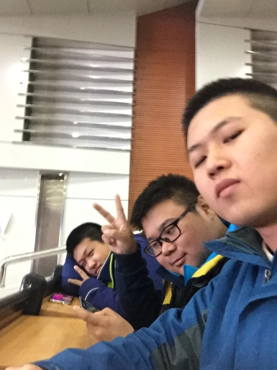 1596675110620311.png 袁野.png