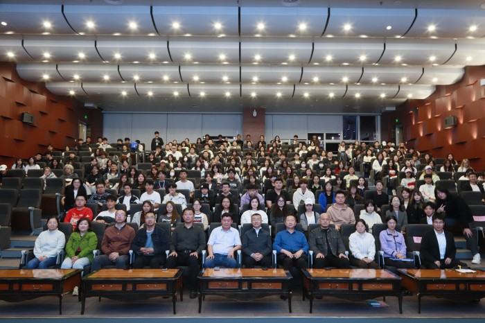 1728542506643472.jpg 第一段配图.jpg